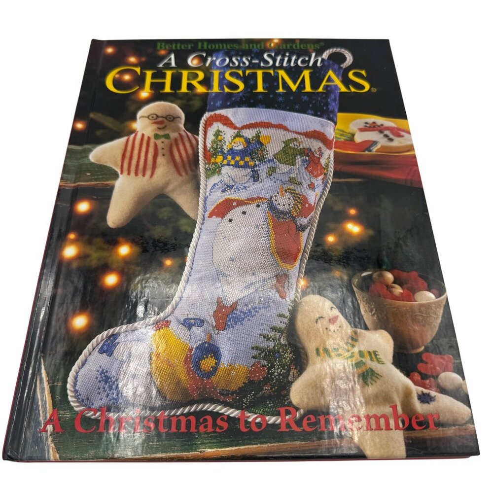 Better Homes & Gardens A Cross-Stitch Christmas Book 2004
